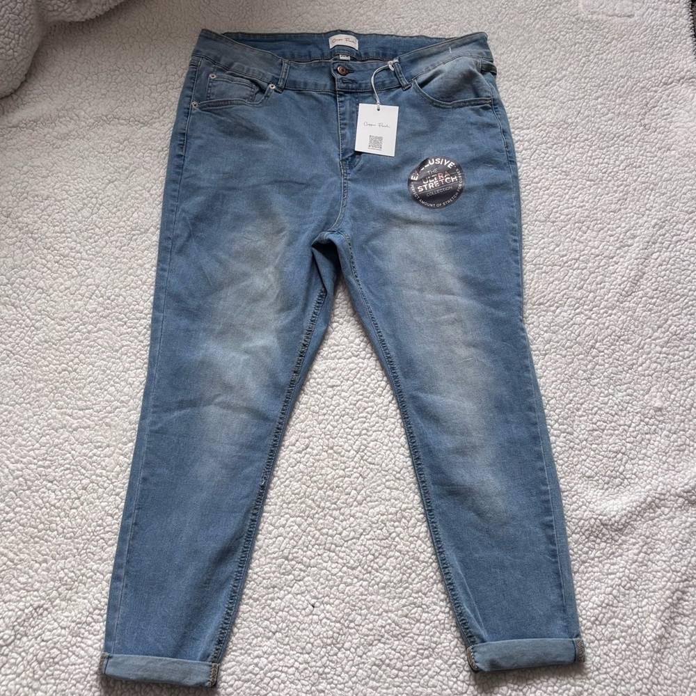 NWT Copper Flash plus size Light Blue Women's Ankle Jeans 20W